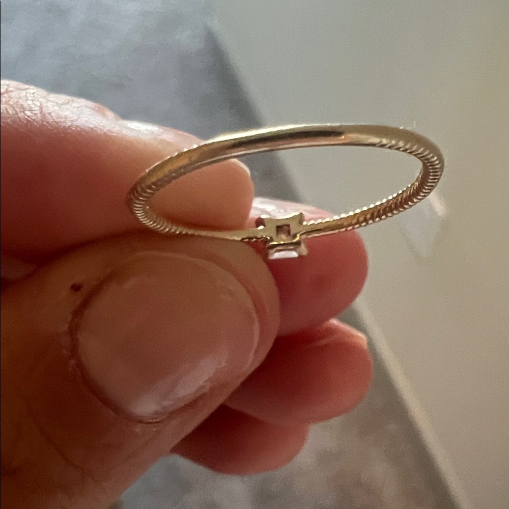 Mejuri Gold Star Ring- 18k gold and diamond - Picture 6 of 7